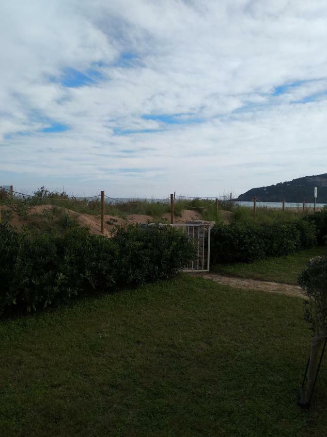 Sea Front Apartment In Platja Pals With Terrace And Parking 외부 사진