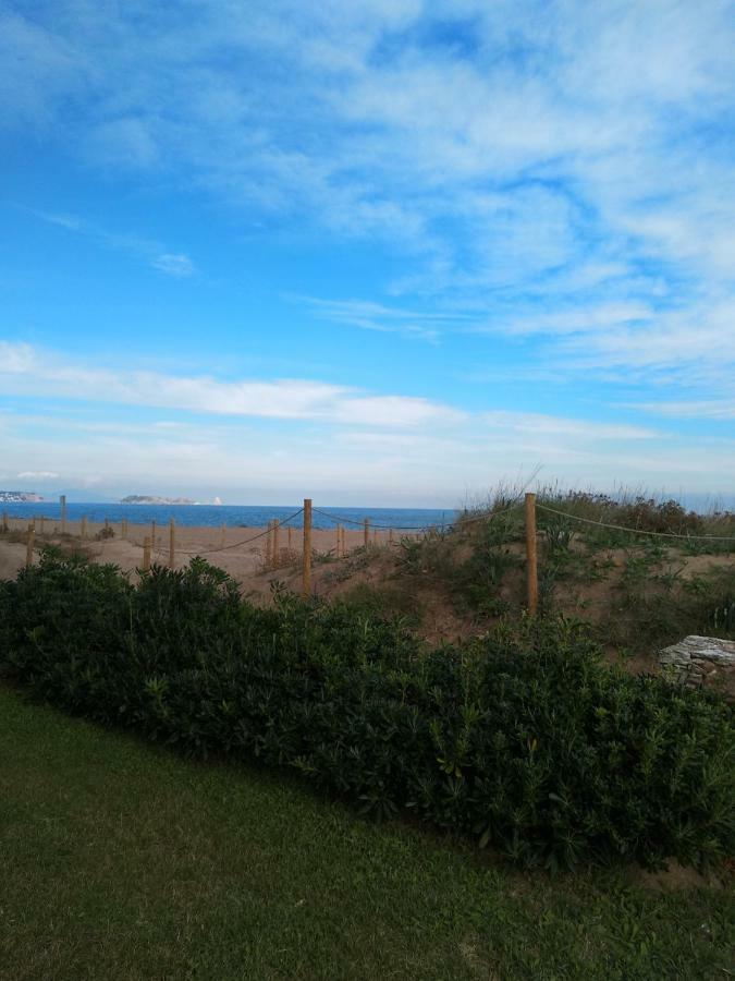 Sea Front Apartment In Platja Pals With Terrace And Parking 외부 사진